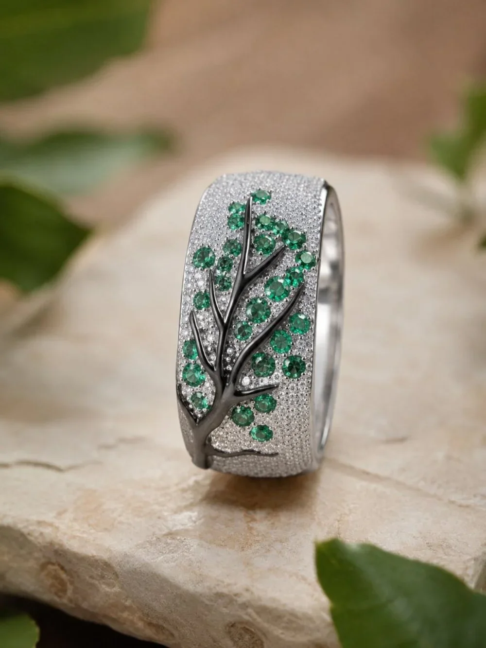 Emerald Tree of Life Silver Tone Statement Ring Size 7 NWT